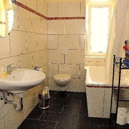 3-raum-fewo-dresden-zentrum-balkon-blick-auf-altstadt-l10 ドレスデン