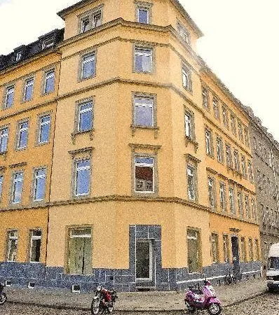 3-raum-fewo-dresden-zentrum-balkon-blick-auf-altstadt-l10 * ドレスデン
